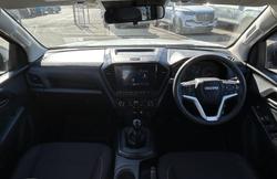 2023 Isuzu
D-MAX SX
