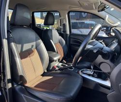2019 Nissan
Navara N-TREK