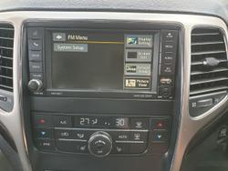 2012 Jeep
Grand Cherokee Laredo (4x4)