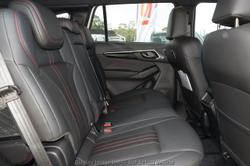 2025 Isuzu
MU-X X-TERRAIN