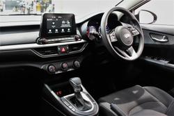 2020 Kia
Cerato S