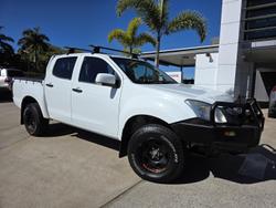 2015 Isuzu
                D-MAX SX