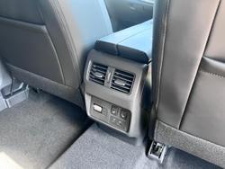2025 Nissan
X-TRAIL Ti-L