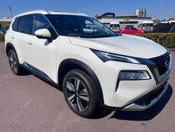2025 Nissan
X-TRAIL Ti-L