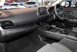 2025 Nissan
X-TRAIL ST