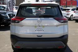 2025 Nissan
X-TRAIL ST