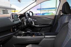 2025 Nissan
X-TRAIL ST