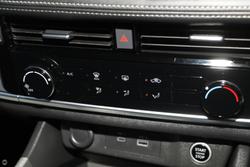 2025 Nissan
X-TRAIL ST