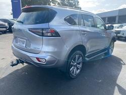 2023 Isuzu
                MU-X LS-T