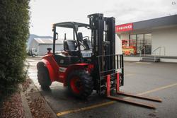 2022 Hangcha Cpcd25 2.5T 4Wd Terrain Forklift RED