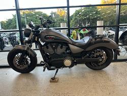 2015 VICTORY GUNNER Grey