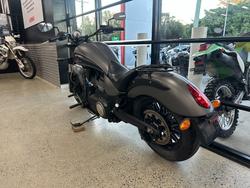 2015 VICTORY GUNNER Grey