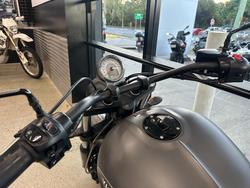 2015 VICTORY GUNNER Grey