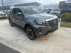 2025 Nissan Navara ST-X