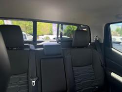 2025 Nissan Navara ST-X