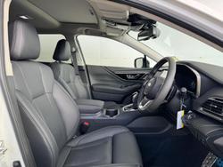 2025 Subaru Outback AWD Touring XT