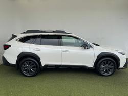 2025 Subaru Outback AWD Touring XT