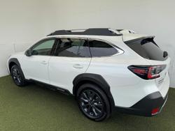 2025 Subaru Outback AWD Touring XT