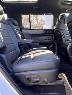 2025 Hyundai
Santa Fe Hybrid Calligraphy