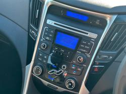 2010 Hyundai
i45 Elite