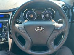 2010 Hyundai
i45 Elite