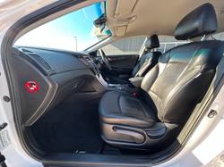 2010 Hyundai
i45 Elite