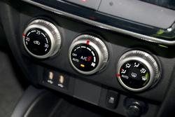 2024 Mitsubishi
ASX ES
