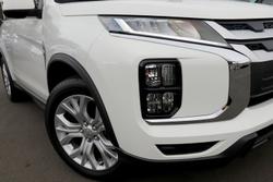 2024 Mitsubishi
ASX ES