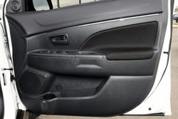 2024 Mitsubishi
ASX ES