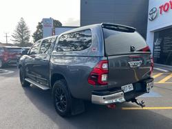 2021 Toyota
                Hilux SR5