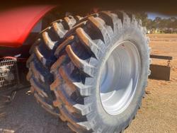 2013 CASE IH 8230 Red