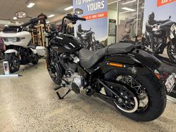 2025 Harley-Davidson Street Bob 117 (FXBB) Softail Black