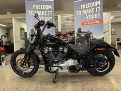 2025 Harley-Davidson Street Bob 117 (FXBB) Softail Black