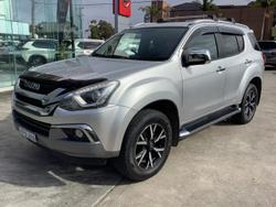 2021 Isuzu
MU-X LS-T