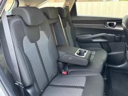 2022 Kia
                Sorento Sport