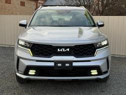 2022 Kia
                Sorento Sport