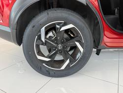 2024 Nissan JUKE ST+