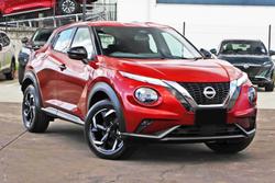 2025 Nissan
                JUKE ST+