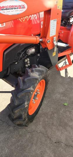 Kubota
L3800