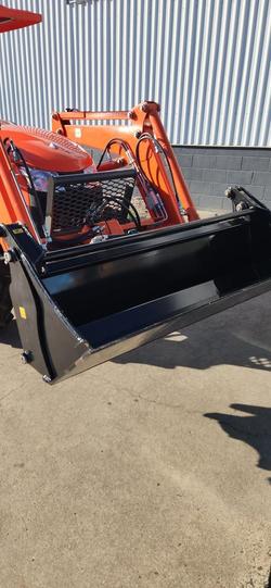 Kubota
L3800