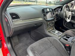 2016 Chrysler 300 SRT Hyperblack LX MY16 Redline
