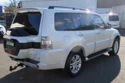 2020 Mitsubishi
Pajero GLS