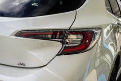 2019 Toyota
                Corolla ZR