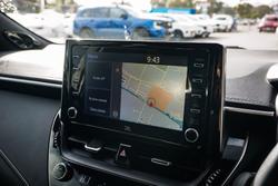 2019 Toyota
                Corolla ZR