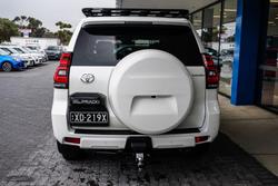 2022 Toyota
Landcruiser Prado Kakadu