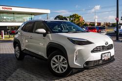 2024 Toyota
Yaris Cross GX