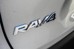 2021 Toyota
RAV4 Cruiser
