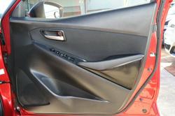 2016 Mazda
2 Maxx