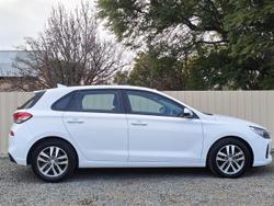 2020 Hyundai
                i30 Active
