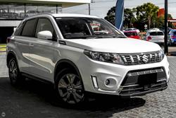 2024 Suzuki
Vitara Turbo